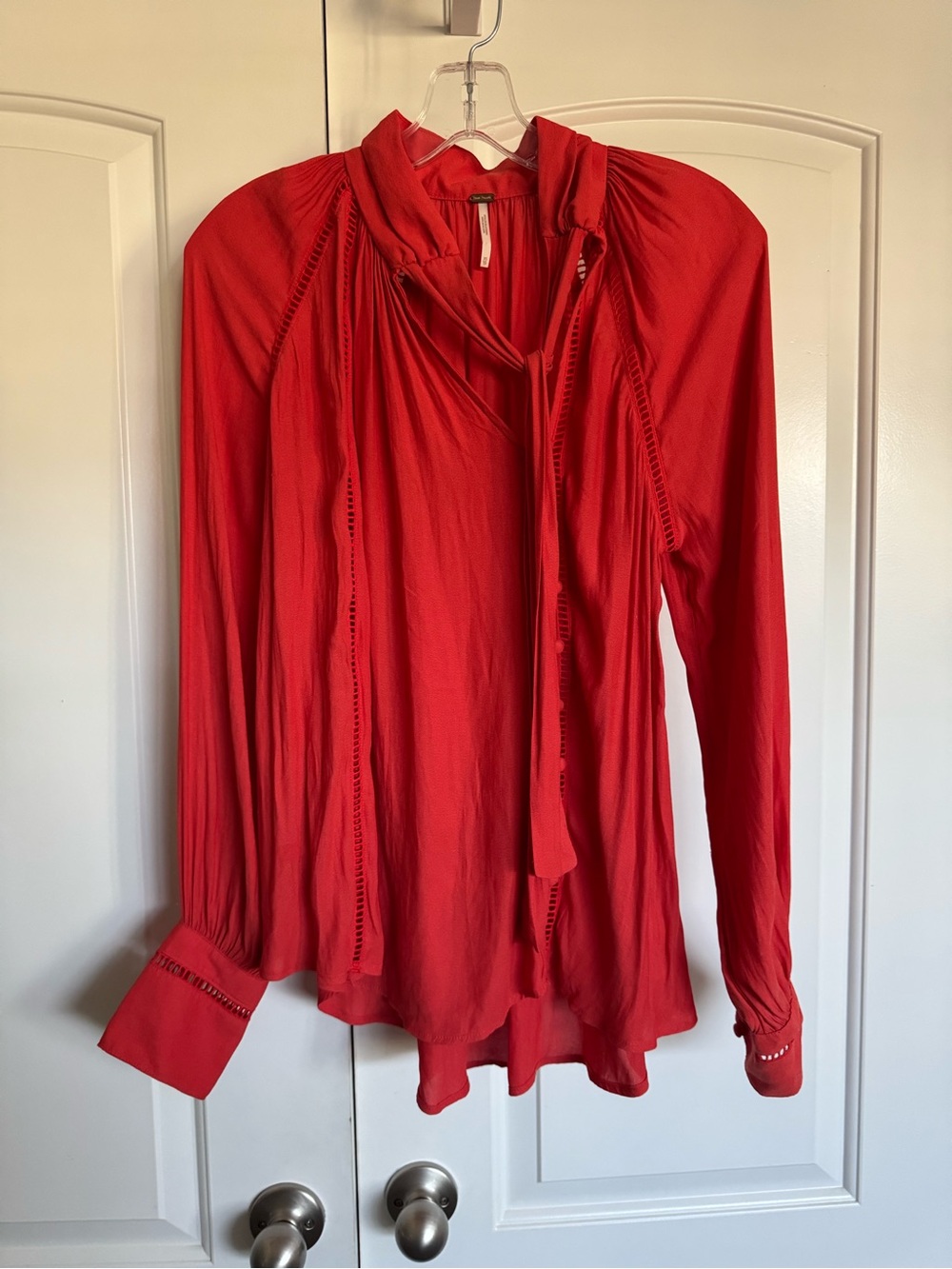 Free People red bohemian tie-neck blouse size XS red
